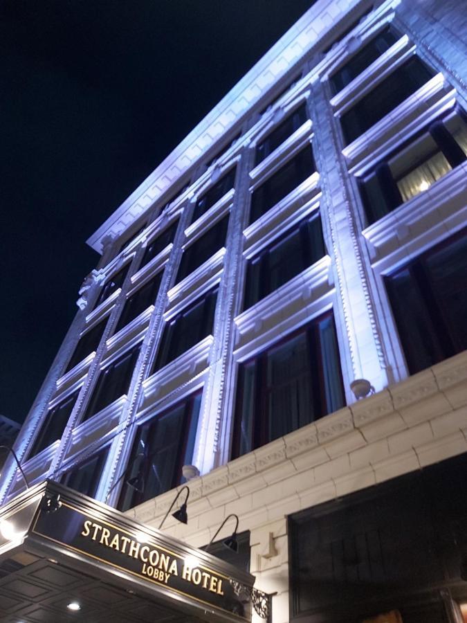 Hotel Strathcona 3*