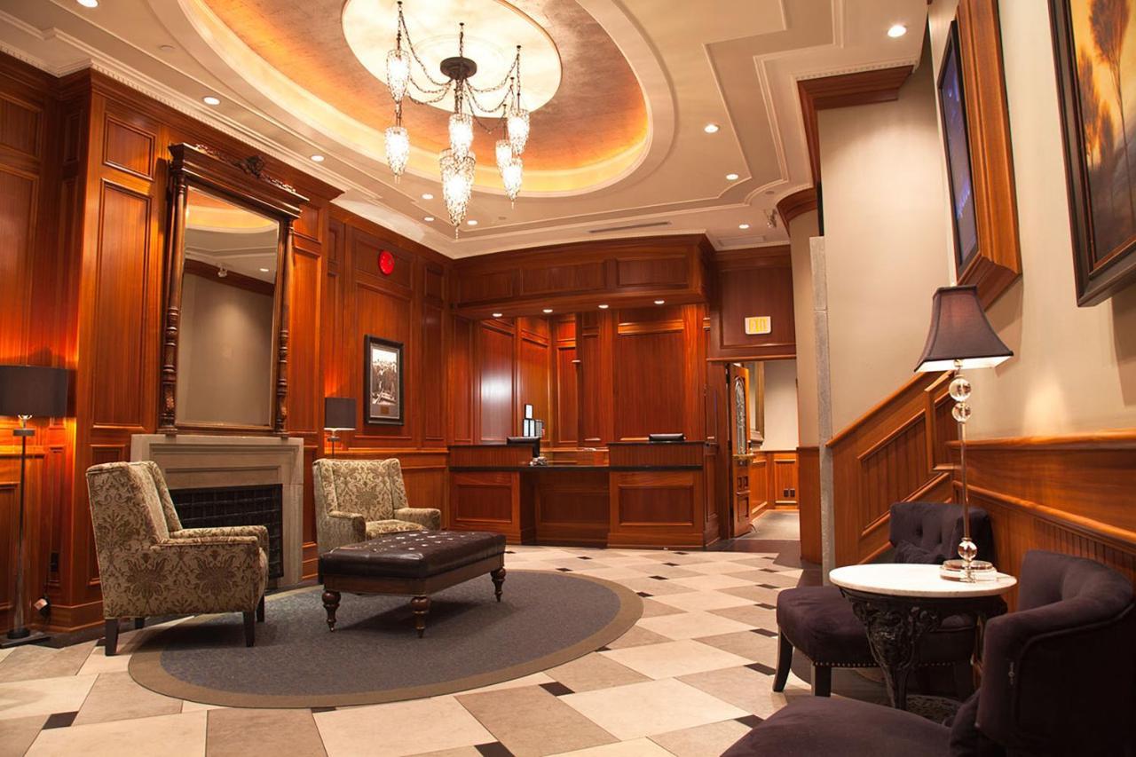 Hotel Strathcona