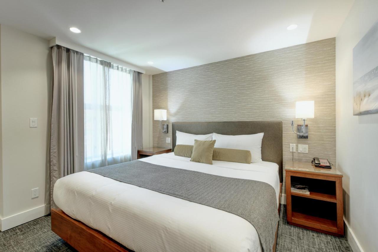 Hotel Strathcona 3*